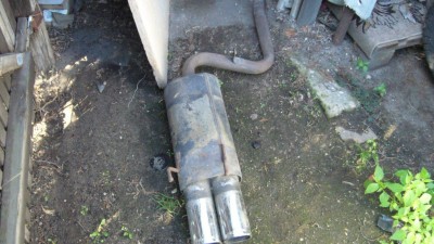 P1000847.jpg (125.6 KiB) Zobrazeno 9308 x Výfuk Rámus, pasuje za origo díl 900